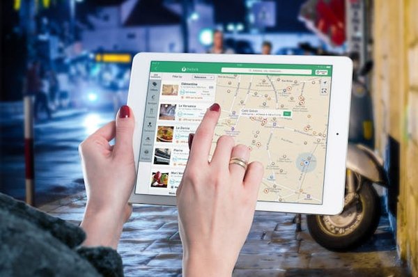Comment consulter les prix des péages sur Google Maps ?